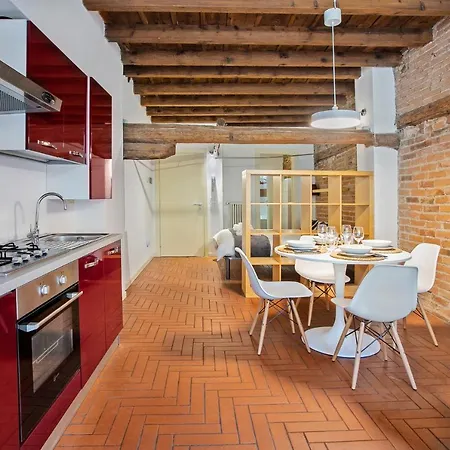 Πανσιόν La Maison 2*