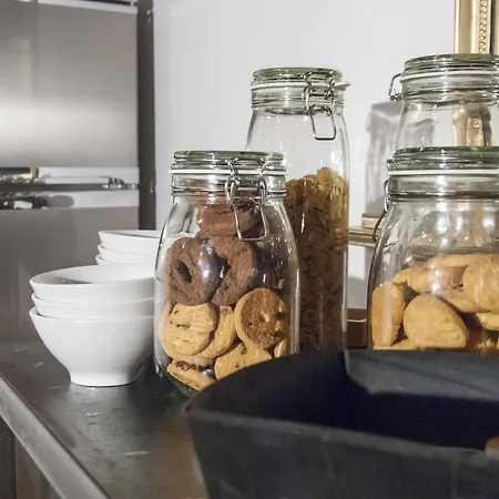 La Maison Πανσιόν 2*