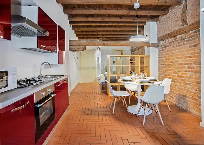 Casa de hóspedes La Maison 2*